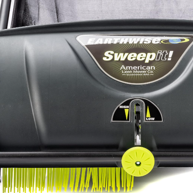 Large Capacity Push Lawn Leaf Grass Collector Sweeper